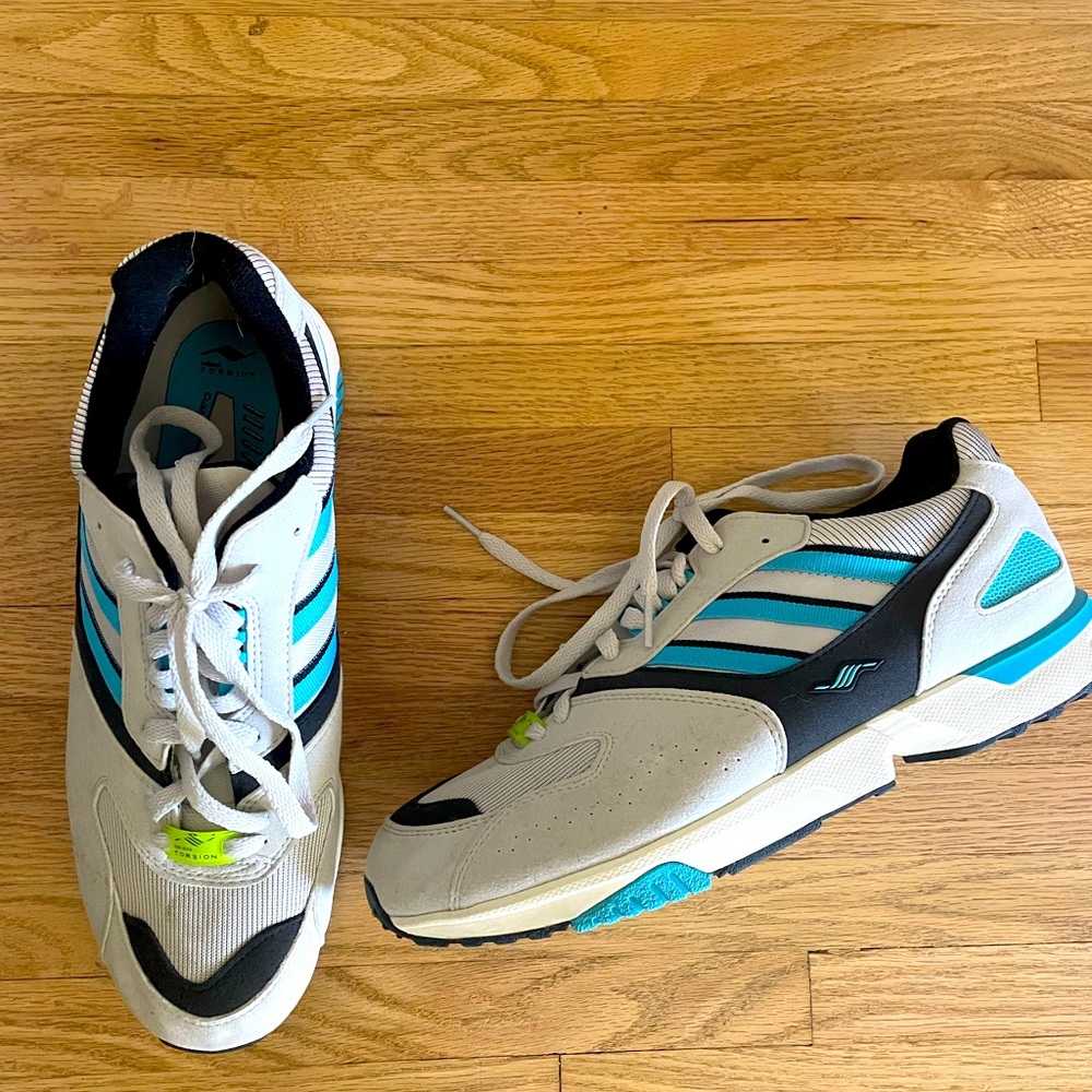 Adidas sneakers mens size 11